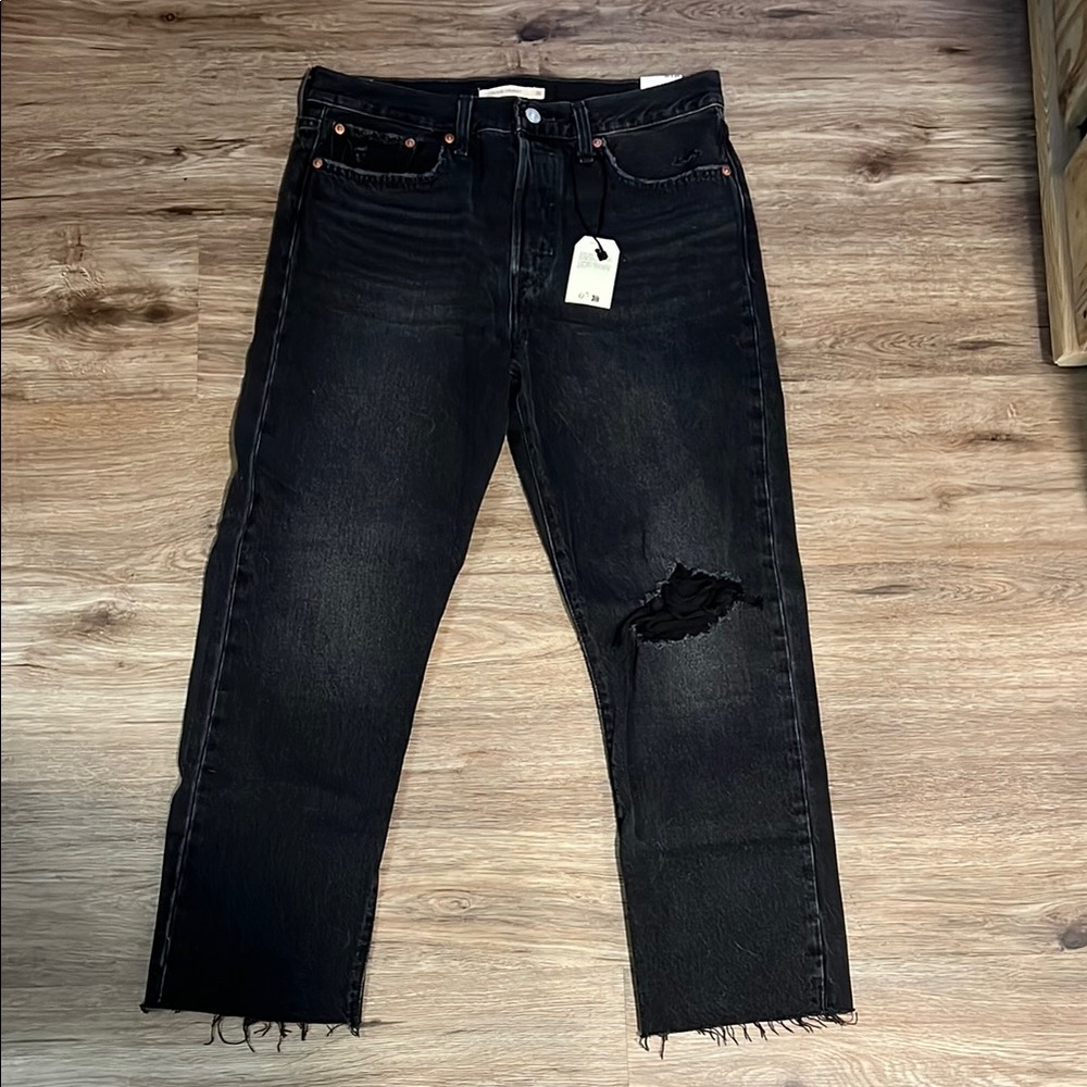 Wedgie straight Distressed Black Levi’s